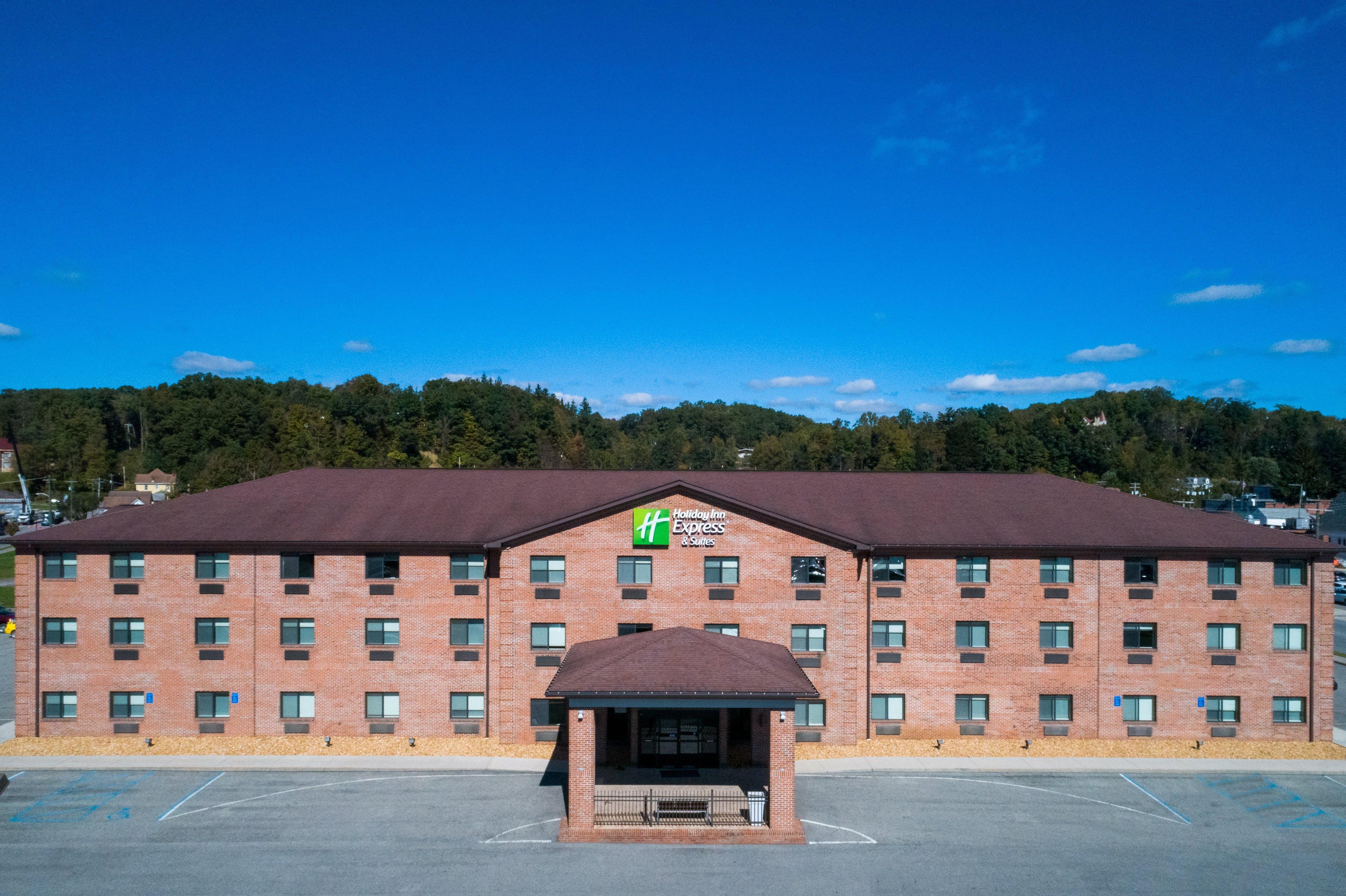 Holiday Inn Express Hotel & Suites Elkins By Ihg Exterior foto